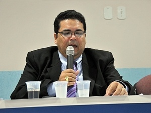 Reitor da Unir, José Januário de Oliveira Amaral, renunciou ao cargo após denúncias